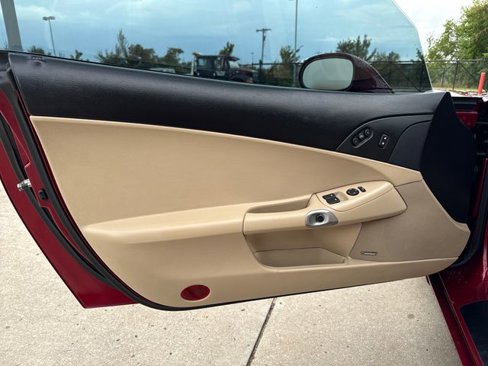 Used 2005 Chevrolet Corvette Convertible w/ Preferred Equipment Group image 10