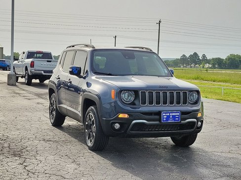 Used 2023 Jeep Renegade Latitude image 1