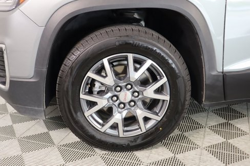 Used 2023 GMC Acadia SLT image 18
