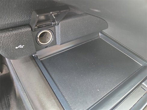 Used 2023 Toyota Camry SE image 22