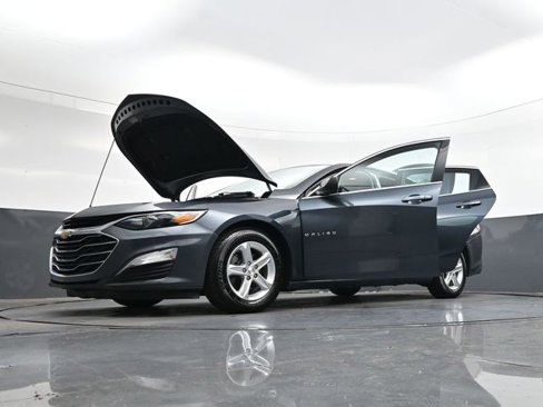 Used 2021 Chevrolet Malibu LS w/ Driver Confidence Package II image 39