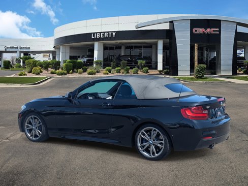 Used 2015 BMW M235i Convertible image 30
