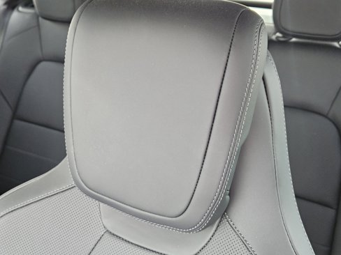 Certified 2024 Porsche Macan 4 Electric image 22