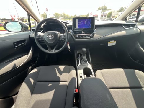 Used 2026 Toyota Corolla LE image 13