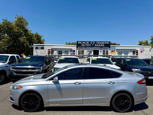 Used 2016 Ford Fusion Titanium image 9