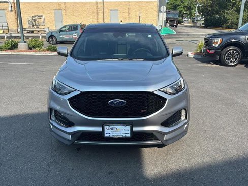 Certified 2020 Ford Edge ST w/ Cold Weather Package image 2
