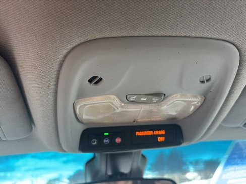 Used 2018 Chevrolet Bolt LT image 15