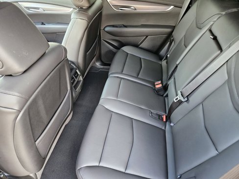 New 2025 Cadillac XT5 Luxury image 27