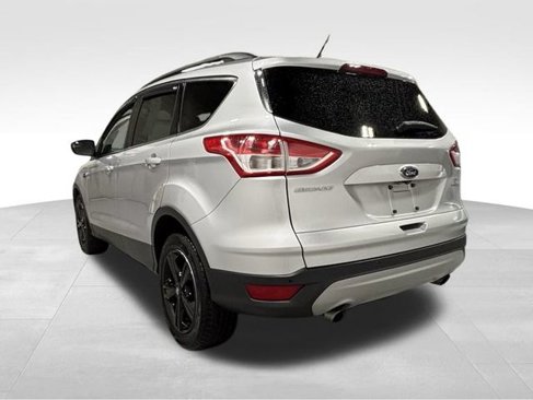 Used 2015 Ford Escape SE w/ Equipment Group 201A image 8