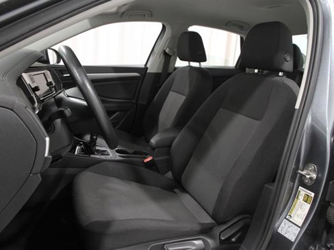 Used 2020 Volkswagen Jetta S image 5