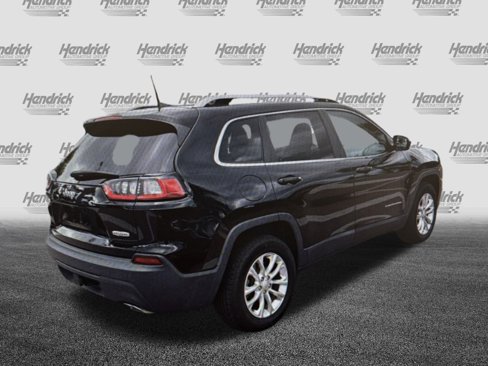 Used 2019 Jeep Cherokee Latitude w/ Cold Weather Group image 10