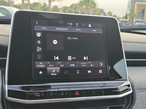 New 2025 Jeep Compass Latitude image 22