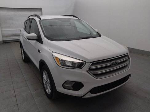 Used 2018 Ford Escape SE image 13