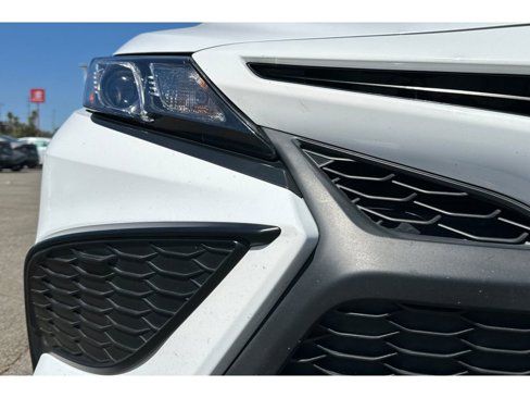 Used 2023 Toyota Camry SE image 43