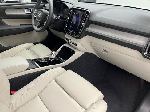 Used 2019 Porsche Macan image 36