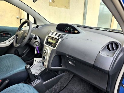 Used 2007 Toyota Yaris 2-Door Hatchback image 22