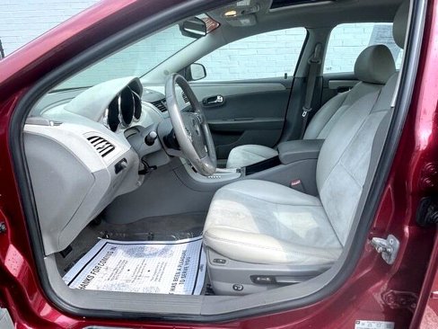 Used 2010 Chevrolet Malibu LT image 10