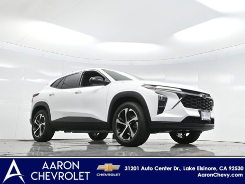 New 2026 Chevrolet Trax RS image 2
