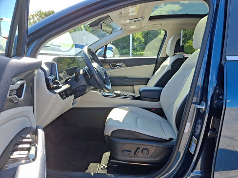 Used 2023 Kia Sportage EX w/ EX Premium Package image 14