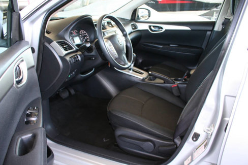 Used 2015 Nissan Sentra S image 12
