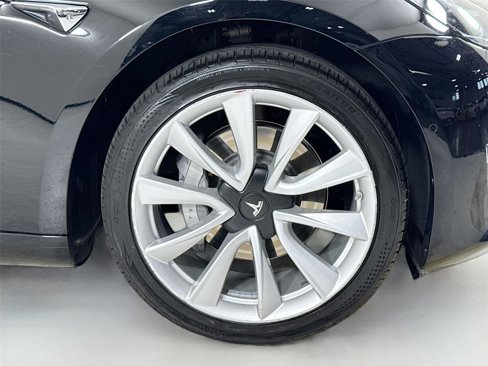 Used 2019 Tesla Model 3 Mid Range image 34