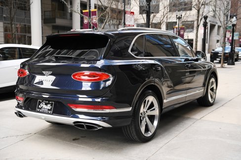 Used 2023 Bentley Bentayga Extended Wheelbase image 7