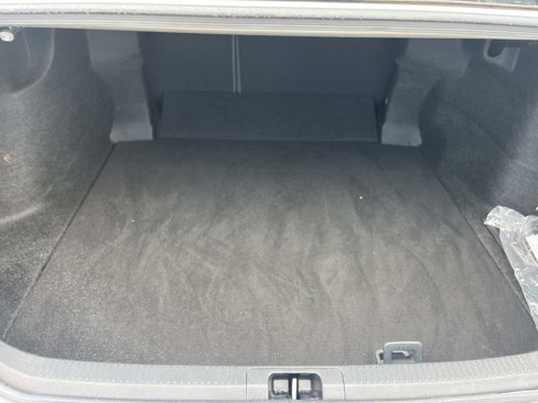 Certified 2019 Toyota Camry LE image 11