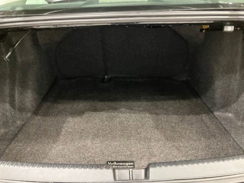 Used 2017 Volkswagen Jetta S image 39