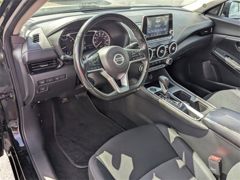 Used 2022 Nissan Sentra SV image 17