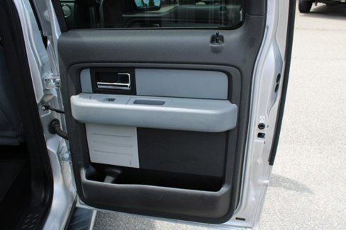 Used 2014 Ford F150 XLT w/ XLT Chrome Package image 31