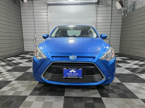 Used 2018 Toyota Yaris iA image 3