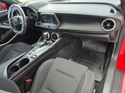 Used 2017 Chevrolet Camaro LT w/ RS Package image 18