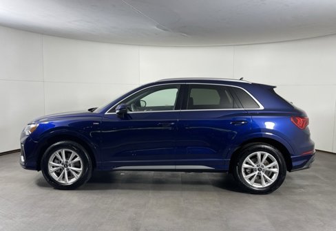 Certified 2025 Audi Q3 2.0T Premium Plus w/ Premium Plus Package image 4
