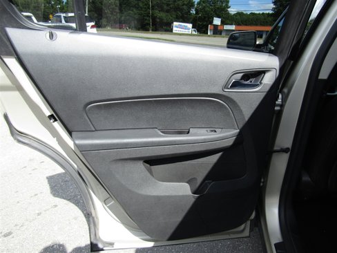 Used 2013 Chevrolet Equinox LT image 18