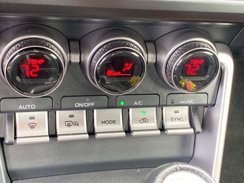 Used 2023 Toyota GR86 image 12