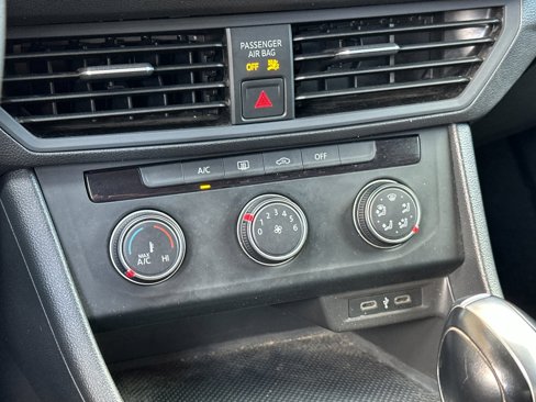 Used 2021 Volkswagen Jetta S w/ Driver Assistance Package image 19