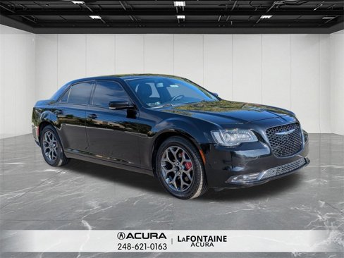 Used 2017 Chrysler 300 S w/ 300S Premium Group image 7