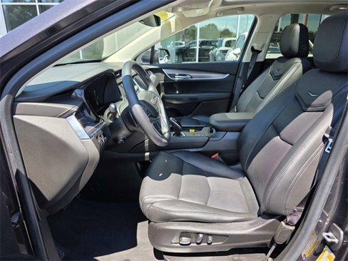Used 2018 Cadillac XT5 Luxury image 11