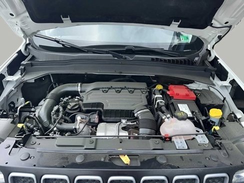 Used 2022 Jeep Renegade Latitude image 15