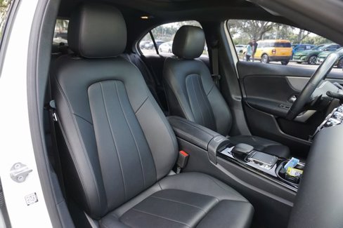 Used 2019 Mercedes-Benz A 220 image 2