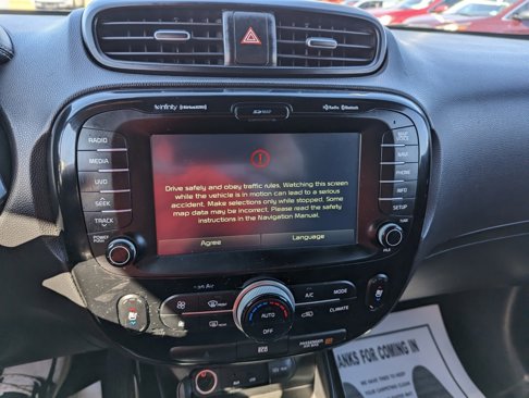 Used 2014 Kia Soul + image 15