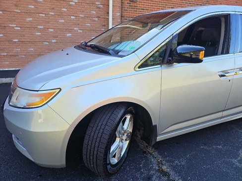 Used 2012 Honda Odyssey Touring image 3