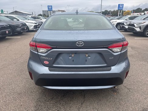 Used 2021 Toyota Corolla LE image 6