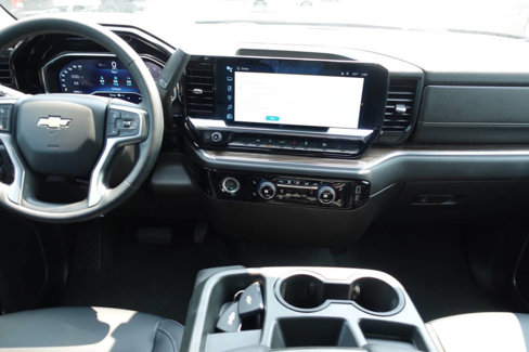 Used 2023 Chevrolet Silverado 1500 LT image 41