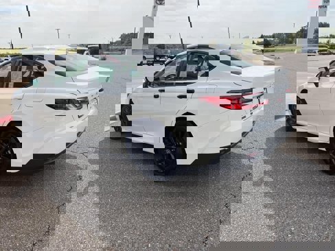 Used 2025 Toyota Camry Hybrid image 20