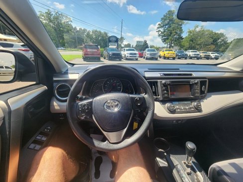 Used 2013 Toyota RAV4 XLE image 14