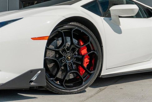 Used 2016 Lamborghini Huracan LP 610-4 image 21