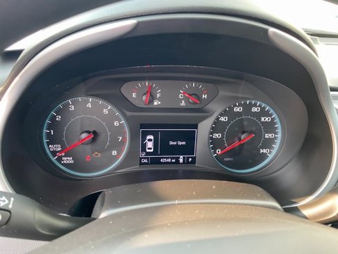 Used 2024 Chevrolet Malibu LT image 30