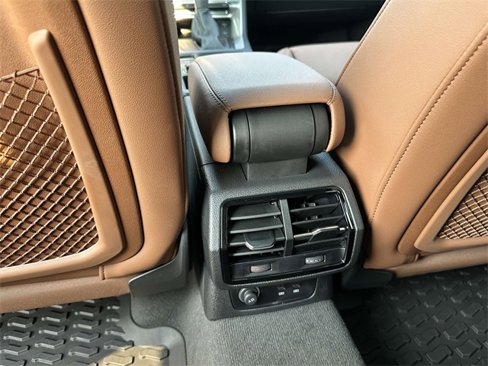 Certified 2025 Audi Q3 2.0T Premium image 16