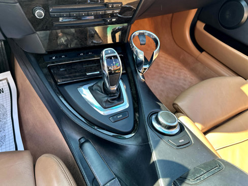 Used 2008 BMW 650i Convertible w/ Sport Pkg image 21